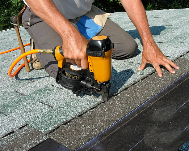 Quick and Trustworthy Emergency Roof Repair Services in Zephyrhills South, FL